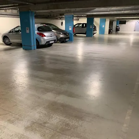 80m2-maison Des Quais - Parking - Jardinet * רואן